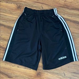 Adidas shorts S